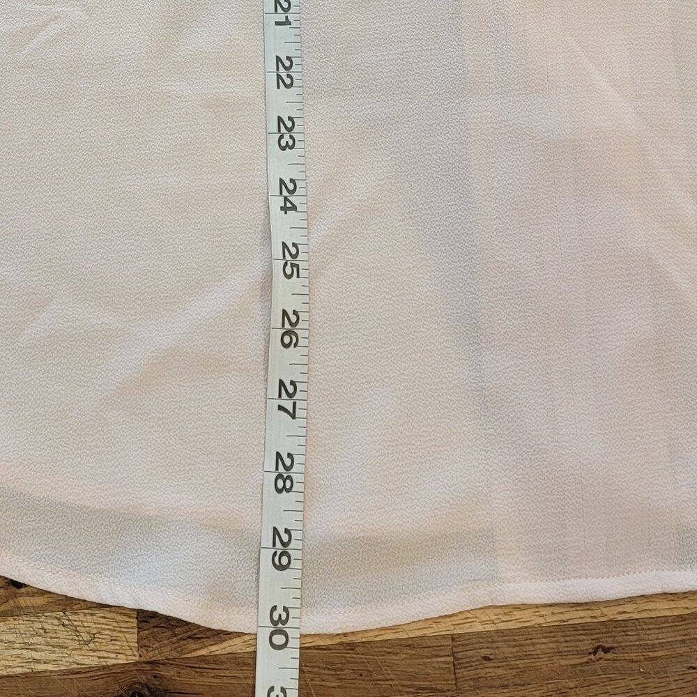 NWOT Maurice's Double V Neckline Sleeveless Pale Pink Blouse - Picture 4 of 8